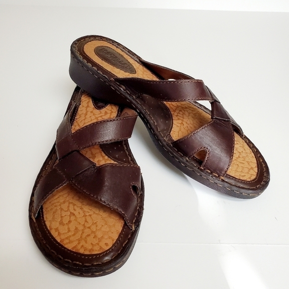MAGELLAN FOOTWEAR LEATHER SANDALS - Picture 1 of 7